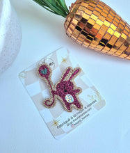Charger l'image dans la galerie, Broche " Lapine"
