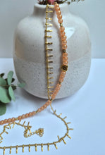 Charger l&#39;image dans la galerie, Collier Galatée, perles de verre
