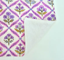 Charger l'image dans la galerie, Serviette élastique, maternelle , personnalisée
