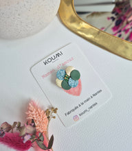 Charger l&#39;image dans la galerie, Broche en cuir
