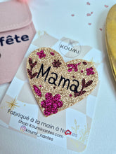 Charger l'image dans la galerie, Broche "Mama"
