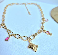 Charger l'image dans la galerie, Collier breloque " Gourmandises "
