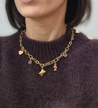 Charger l'image dans la galerie, Collier breloque " Gourmandises "
