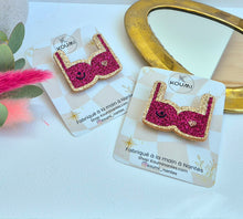 Charger l'image dans la galerie, Broche "Boobies Power"
